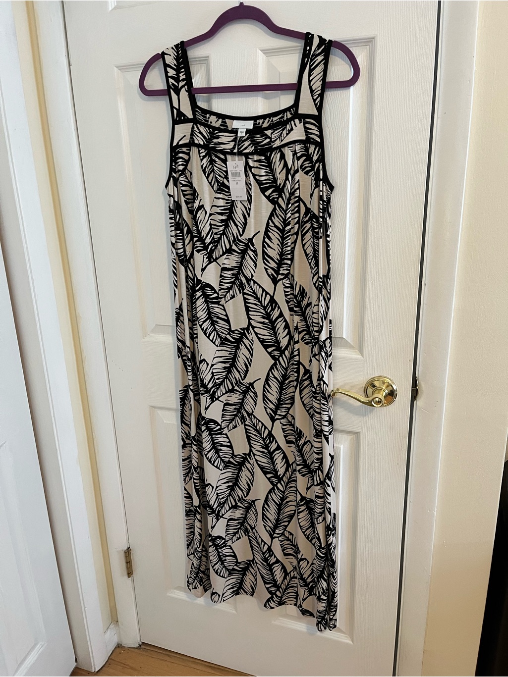 J. Jill Sleeveless Black Leaf-Print Maxi On Cream